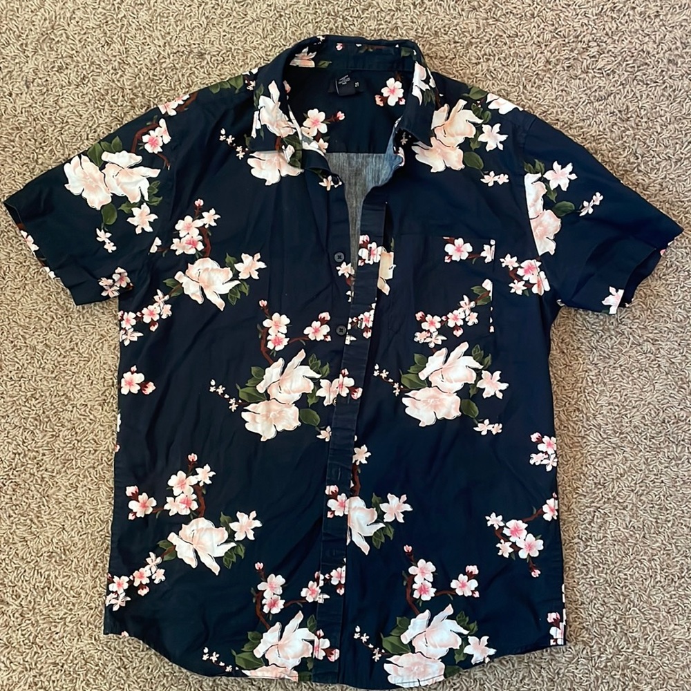 Forever 21 Hawaiian Shirt